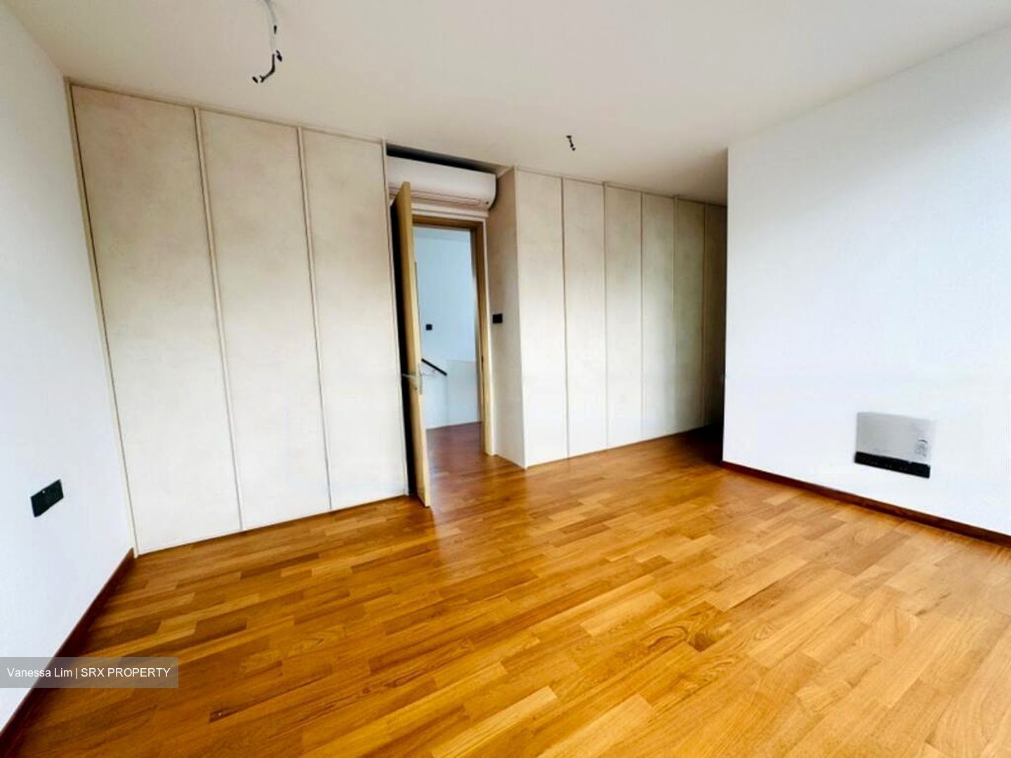 Regent Villas (D10), Terrace #471688431